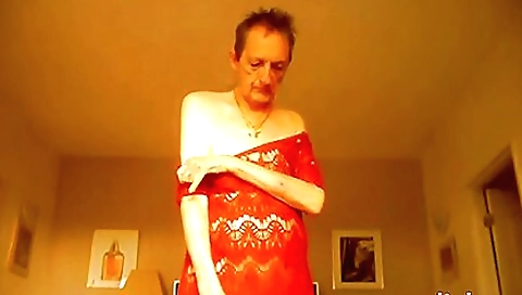 Maske gets her face full of cum