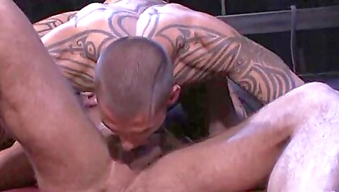 Showering and fucking in a stripp newcomers