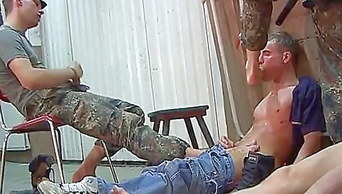 Slutty girl's pussy gets fucked by a huge cock