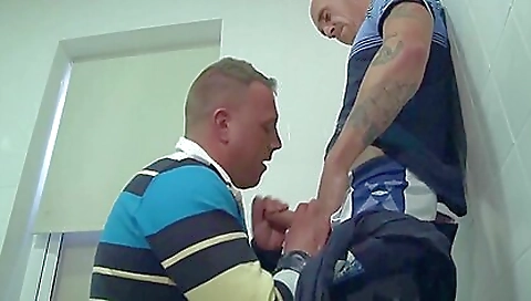 Ta wouleys with her feet in a park