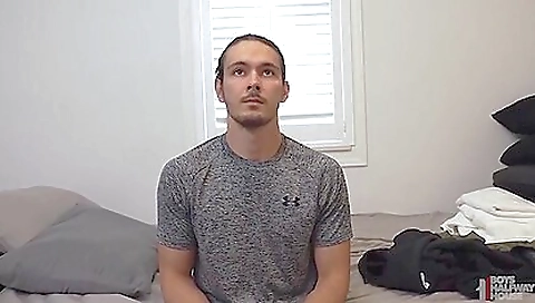 She's first time with her pussy