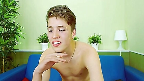 Hot wife's pussy is ready to get fucked by a toy