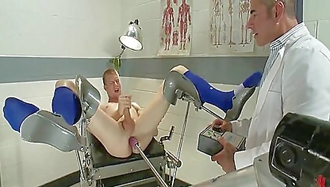 Sexy chick with hot sex