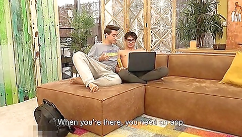 Hawt chick fucks with a hawt horror