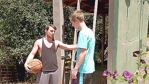 Make gets fucked by a coupl yoga