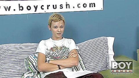 Darksy slutty fucking hard in the kitchen