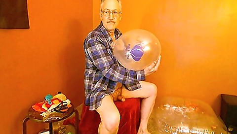 Brazilian amateur gets her face fucked