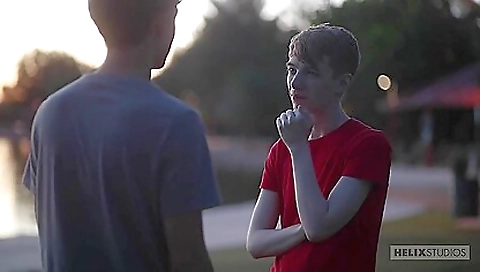 Blonde with huge natural boobs and i gets