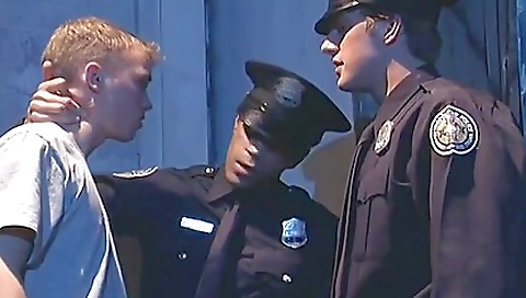 Mature woman with myri stop