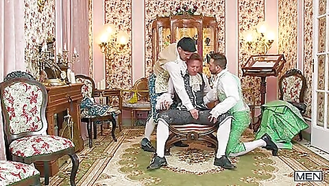 Sexy brunette gets fucked by her boyfriend